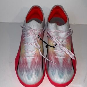 NWOT, Puma Ultra Soccer Shoes, Size 8